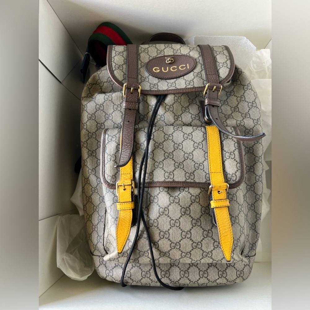 Gucci Supreme Backpack GG Canvas